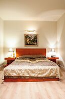Home & Travel Apartments