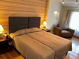 Home & Travel Apartments