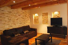 Home & Travel Apartments