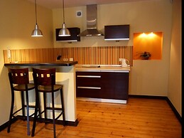 Home & Travel Apartments