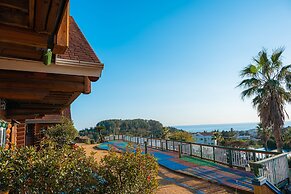Jeju Jungmun Log Pension & Resort