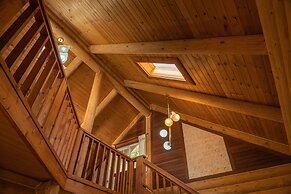 Jeju Jungmun Log Pension & Resort