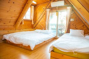 Jeju Jungmun Log Pension & Resort