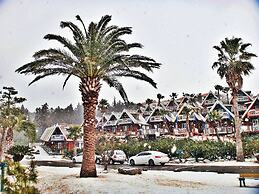 Jeju Jungmun Log Pension & Resort