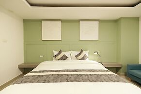 UTD 8 Hotel & Residence