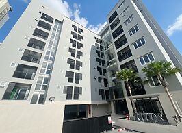 UTD 8 Hotel & Residence