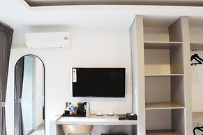 UTD 8 Hotel & Residence