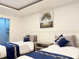 UTD 8 Hotel & Residence