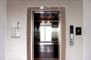 UTD 8 Hotel & Residence