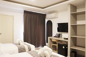 UTD 8 Hotel & Residence