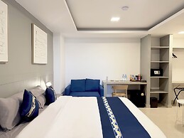 UTD 8 Hotel & Residence