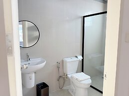 UTD 8 Hotel & Residence