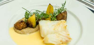 Clarion Hotel The Edge