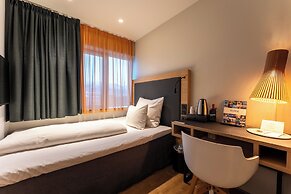 Clarion Hotel The Edge