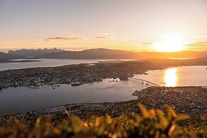 Clarion Hotel The Edge