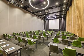 Clarion Hotel The Edge