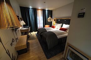 Clarion Hotel The Edge