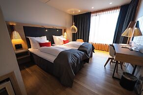 Clarion Hotel The Edge