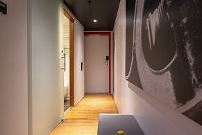 Clarion Hotel The Edge