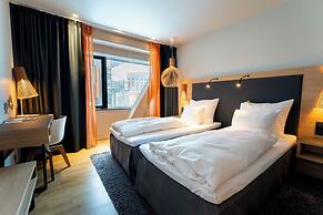 Clarion Hotel The Edge