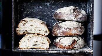 Clarion Hotel The Edge