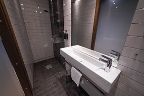 Clarion Hotel The Edge