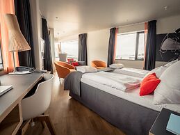 Clarion Hotel The Edge