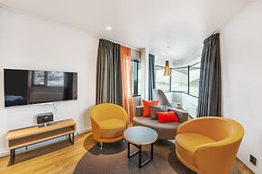 Clarion Hotel The Edge