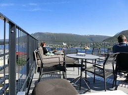 Clarion Hotel The Edge