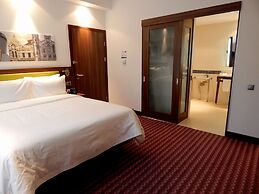 Hampton by Hilton Samara