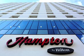 Hampton by Hilton Warsaw City Centre