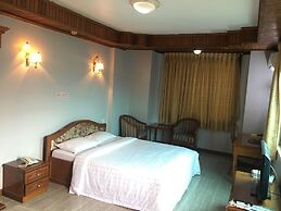 Royal White Elephant Hotel