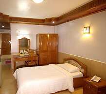 Royal White Elephant Hotel