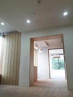 Royal White Elephant Hotel