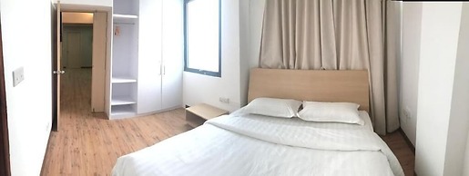 Royal White Elephant Hotel