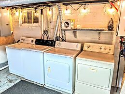 The Wayfaring Buckeye Hostel