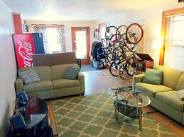 The Wayfaring Buckeye Hostel