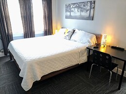 The Wayfaring Buckeye Hostel