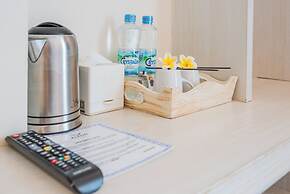 Alron Hotel Kuta Powered by Archipelago