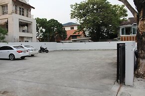 UTD Aries Hotel & Residence