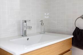 UTD Aries Hotel & Residence