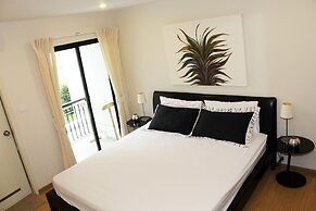 UTD Aries Hotel & Residence