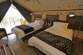 Uukwaluudhi Safari Lodge