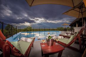 Uukwaluudhi Safari Lodge