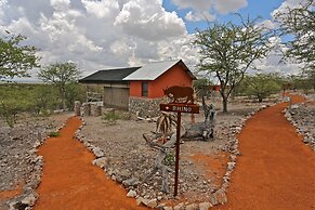 Uukwaluudhi Safari Lodge