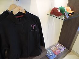 Zodiak Kebonjati by KAGUM Hotels