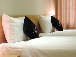 Zodiak Kebonjati by KAGUM Hotels