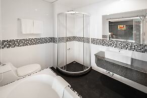 iCheck Inn Residences Sathorn