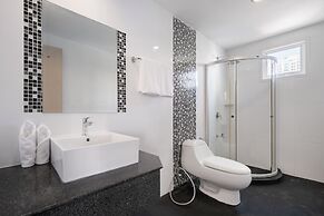 iCheck Inn Residences Sathorn