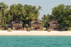 Amazing Ngapali Resort